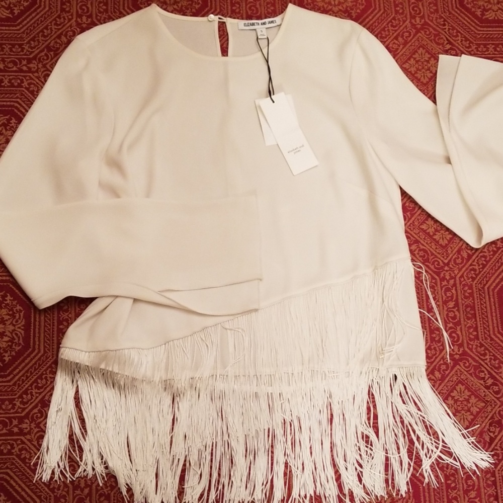 Nwt Elizabeth and James crepe fringe top - Picture 3 of 8